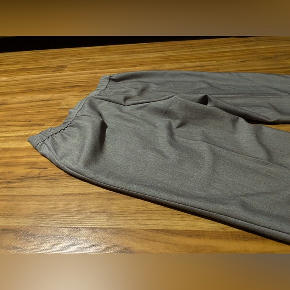 Ruby Rd. Women’s Pleated Dress Pants Size 10 - Picture 4 of 14